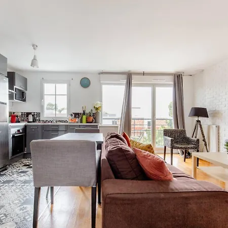 Apartment Artist Retreat *